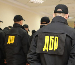 ДБР затримало чергових хабарників у військкоматах на Донеччині