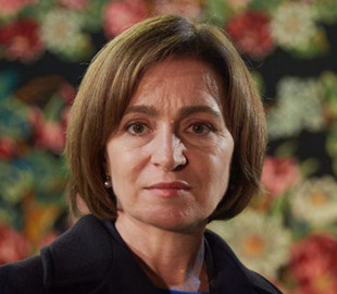 Фейки, боти та священики: Санду розповіла, як Росія втручається у вибори в Молдові