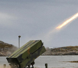 Корабель з норвезькими NASAMS для захисту аеропорту Жешува сів на мілину на шляху до Польщі