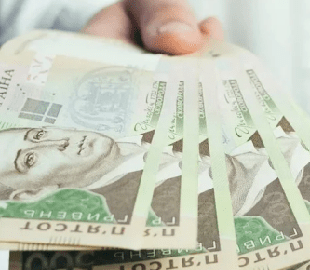 Чоловік втратив понад 43 тисячі гривень через банківську аферу