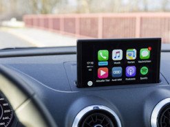 Каждый второй новый автомобиль поддерживает подключение к интернету