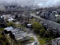 "Рубежное разделило судьбу Мариуполя": Гайдай показал фото разбомбленного города