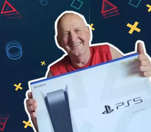 85-річний геймер отримав PS5 на день народження і зворушив мережу реакцією
