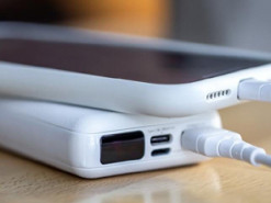 Як правильно заряджати смартфон, щоб продовжити термін служби акумулятора