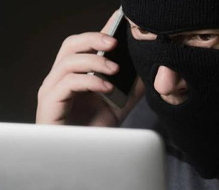 Жінка виконувала завдання для «інтернет-магазину» та втратила понад 70 тисяч гривень: поліція розслідує шахрайство