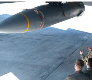 Випробування неминуче: США протестують гіперзвукову ракету ARRW з бази Гуам