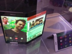 Первый шаг к складному смартфону Samsung: производство OLED-дисплеев скоро стартует