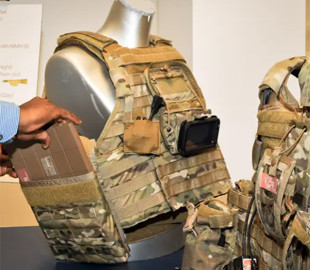 Американський технологічний стартап створив акумулятори для бронежилетів військових з подвійним запасом енергії