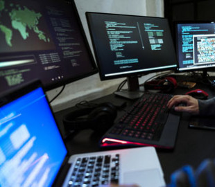 Росія і Китай відіграли центральну роль у поширенні дезінформації про COVID і вакцинацію