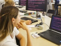 Украинцам, работающим за компьютером, полагается дополнительный отпуск — Гоструда