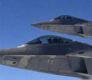 США хочуть замінити свій найкращий винищувач на літак економ-класу, - The Telegraph