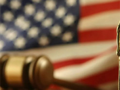 Суд США зобов’язав уряд Трампа надалі фінансувати Радіо Свобода