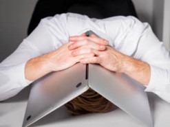 Программа от Adobe “убивает” динамики MacBook Pro