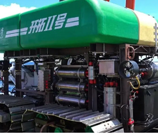 Китайський глибоководний апарат для видобутку копалин успішно випробуваний на глибині 4 км