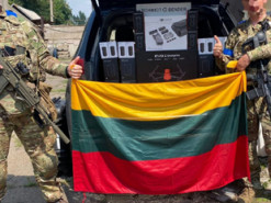 ЗСУ отримали сотні дронів та інших девайсів від литовських волонтерів