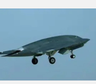 Китайські розробники вперше продемонстрували спільний політ стелс-дрона GJ-11 і винищувача J-20