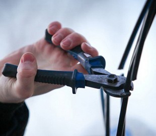 Двое мужчин попались на краже кабелей Укртелекома