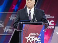 Помпео призвал к ужесточению санкций против Huawei