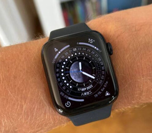 Інсайдер розповів про нові Apple Watch SE