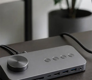 Elecom випустить у Японії USB-C док-станцію з програмованим диском