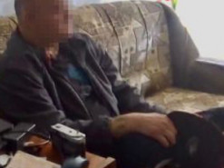 Понад 80 файлів дитячої порнографії: у Тернополі пенсіонера підозрюють у зґвалтуванні неповнолітнього