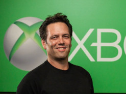 Глава Microsoft забрал домой прототип игровой приставки будущего