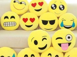 Сегодня день рождения смайлика