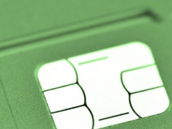 Жителів "ДНР" залякують новим фейком та забороняють виїжджати з сімками "Фенікса"