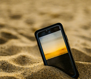 Телефон не для сонця — як спека шкодить акумулятору пристрою