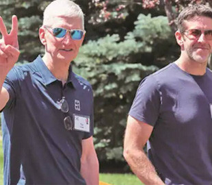 Тім Кук залишає Apple після 15 років: як він змінив компанію без Стіва Джобса