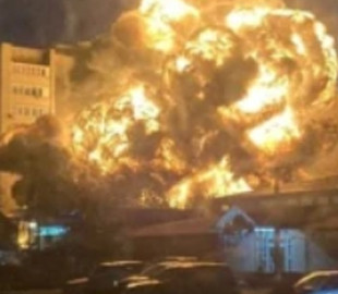Внаслідок падіння військового літака РФ на житловий будинок у Єйську 3 особи загинуло, 10 постраждали