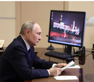 Путін засвітив свій комп'ютер і викрив вразливість: може легко стати мішенню для хакерів