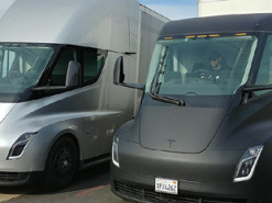 В 2021 году Tesla выпустит 2500 грузовиков Semi