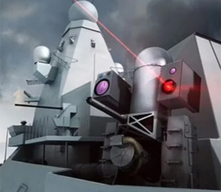 ВМС США випробують потужну мікрохвильову зброю. Головна мета — дрони та ракети Китаю