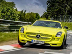 Вживаний електромобіль Mercedes продають за мільйон євро