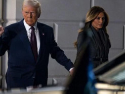 Повільно аплодувала з "несхваленням на обличчі". Реакція дружини Трампа на його промову завірусилася в мережі