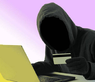 Поліцейські викрили інтернет-шахрая, який привласнив 25 тисяч гривень