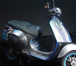 Начинается производство первого электроскутера с ИИ