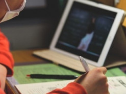 Шкарлет: більше половини дітей готові залишитись на "дистанційці", при цьому більшість батьків - проти