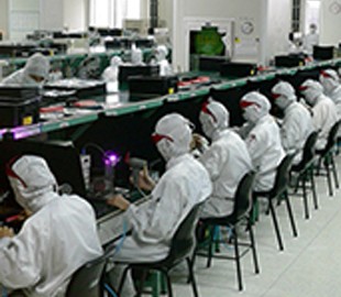 Foxconn уволила 50 тысяч рабочих с октября