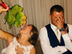 Наречена примудрилася з'їсти на весіллі свій букет