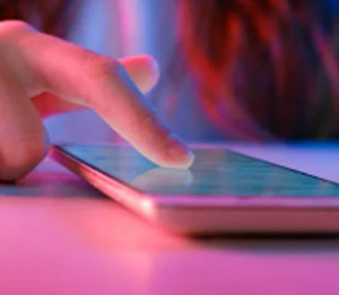 Данія хоче обмежити соцмережі для дітей до 15 років