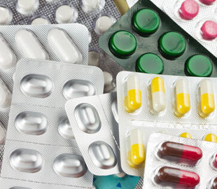 Шмыгаль: Купить лекарства на выплаты за вакцинацию можно будет и в интернет-аптеках