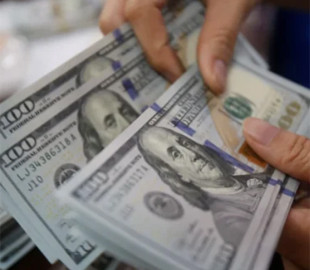 Жінка віддала шахраям 16 000 доларів під час купівлі авто