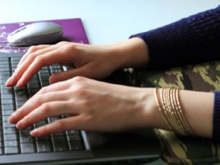 Женщина готова платить 2600 долларов любому, кто будет принимать за нее решения в течение месяца