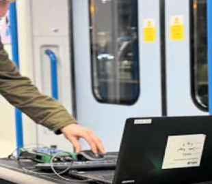 Британська залізниця першою у світі випробовує квантову навігаційну систему