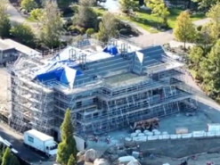 Друга найбагатша людина в світі бере участь у грандіозному новому проекті Ньюпорта