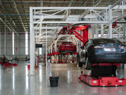 Дефіцит чіпів скоротить світове виробництво на 5 млн автомобілів