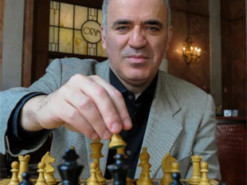 Переписування історії в РФ: з підручника Мединського прибрали згадку про Каспарова