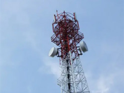 Американські конспірологи атакують радіолокаційні системи, вважаючи їх "погодною зброєю"